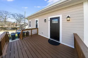 Perry St Upper Retreat | Cozy 3BR - Image 2