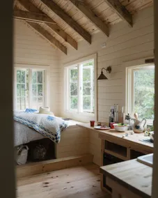 Relaxing Farm Stay with Woodfire Sauna and Hottub - Image 5