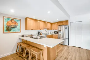 Modern 2BR 3rd-Floor | Balcony | Pool - Image 4