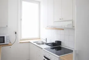Bright & spacious apartment in quiet and exclusive - Image 4