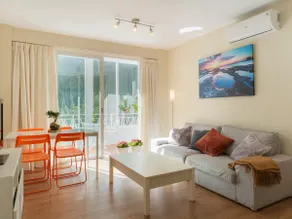 Terrace Quiet Apartment - Image 2