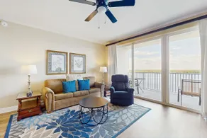 1 BR condo with lakefront balcony & heated pool - Image 2