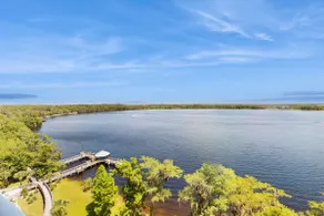 1 BR condo with lakefront balcony & heated pool - Image 4