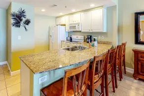14th-Floor Gulf front condo with beach views, hot - Image 2