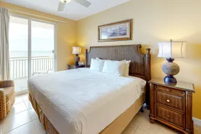 14th-Floor Gulf front condo with beach views, hot - Image 3