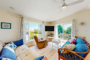 Bay-View Retreat: 2 Pools, Sports Courts & More! - Image 2