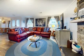 Dream beach home on Lewis Bay with ocean views & a - Image 5