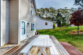 Chic Farmhouse Near Downtown with Firepit & AC - Image 3