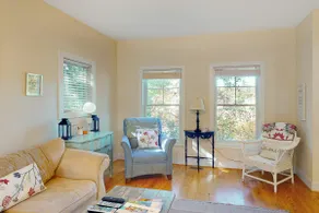 Charming Lakeside Farmhouse with Deck and AC - Image 4