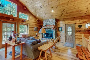 Sleeping Bear Dunes & Lake Michigan Retreat - Image 4
