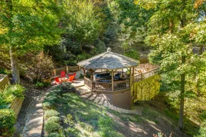 Stunning 4BR Dog Friendly | Hot Tub - Image 2
