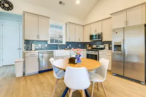 Lake Greenwood Access: Modern Escape w/ Patio! - Image 4