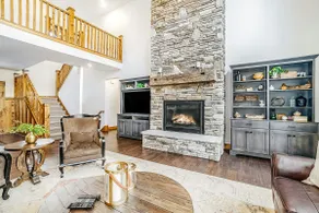 Dog-Friendly Golf Retreat with Resort Amenities - Image 3