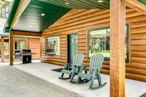 Dog-Friendly Cabin with Hot Tub & Fireplace - Image 4