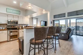 Steps to Lake Conroe! Condo w/ Balcony & Views - Image 2