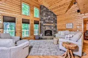 Woodland Wonderland - Spacious cabin-style house i - Image 3