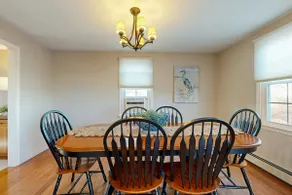 Spacious wooded retreat near canal & beach with de - Image 5
