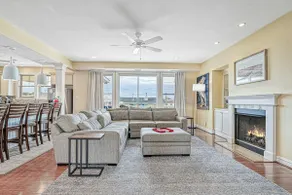 Ocean view, steps to beach with Free Wifi, private - Image 4