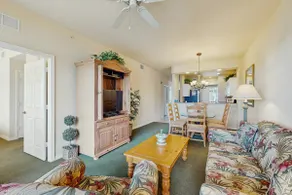 Lakefront home with water view golf pool hot tub & - Image 5