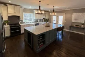 Luxury Executive Retreat | Gym & Dual Office - Image 2