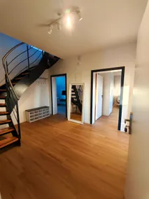 3BR Apartment for 9 – Parking + Gym - Messe - Image 4