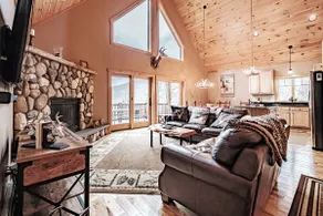 Chalet at Locke- Right off Sunday River Road - Image 3