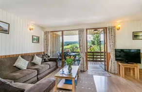 Laburnum Lodge sleeps 6 wheelchair access - Image 2