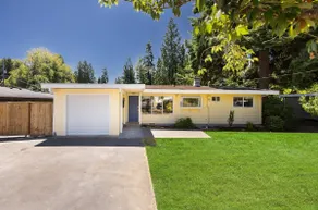 Modern Single-Level 2BR Easy Access & Office - Image 5