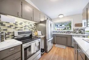 Modern Single-Level 2BR Easy Access & Office - Image 2