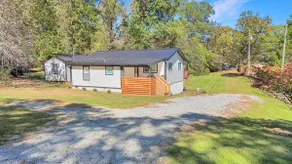 Watts Barr Waterfront Retreat - Image 5