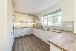 Peaceful Village Bungalow - Image 4