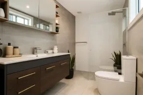 Colourful Darlinghurst Home In Perfect Location by Hyde Park - Image 3