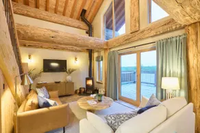 Host & Stay - Cabin on the Loch - Image 3