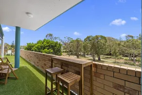 Saltwater Retreat - Image 5