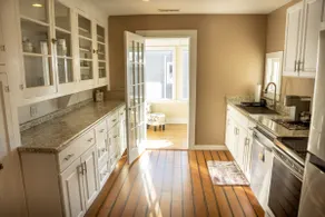Ann Inn - Downtown New Milford Apartment - Image 5
