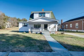 Walk to Main St & Campus! Dtwn Radford Home - Image 2
