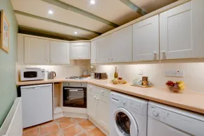 2 Bed in Sandsend oc-wa307 - Image 3