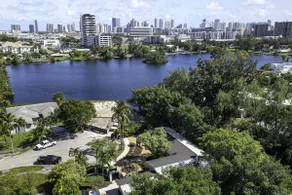 Private heatedpool | Quiet cul-de-sac | Waterfront - Image 3