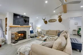 Hike & Explore! Nature-centric Hudson Valley Home - Image 4