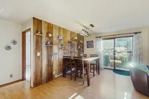 Family friendly home near the ocean with a yard, g - Image 5