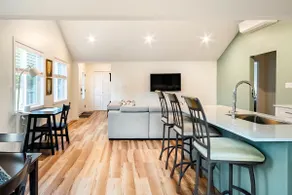 Harbourview Hideaway Sooke - Image 4