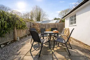 Greenacres - Image 4