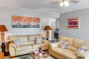 < 1 Mi to Dtwn Hilo: Comfy Condo w/ Pool Access - Image 4