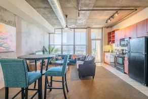 Modern Downtown Phoenix Studio! - Image 2