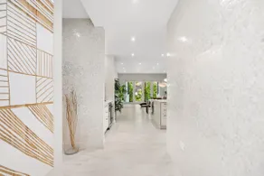 Beautifully Villa | Gardenfront Luxury 3 Bedrooms - Image 4