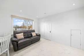Bruce Road 3 Bedroom Apartment - Glenrothes, Fife - Image 3