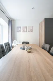 Large Maisonette I 90 m2 I For Groups & Families I 9 Guests I 3 Rooms - Image 5