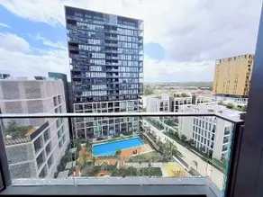 Stylish 1BR | Pool, Gym & Parking by Olympic Park - Image 5