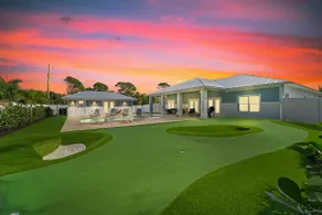Diamond Sands Epic Mini Golf Guest House - Image 3