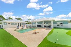 Diamond Sands Epic Mini Golf Guest House - Image 5